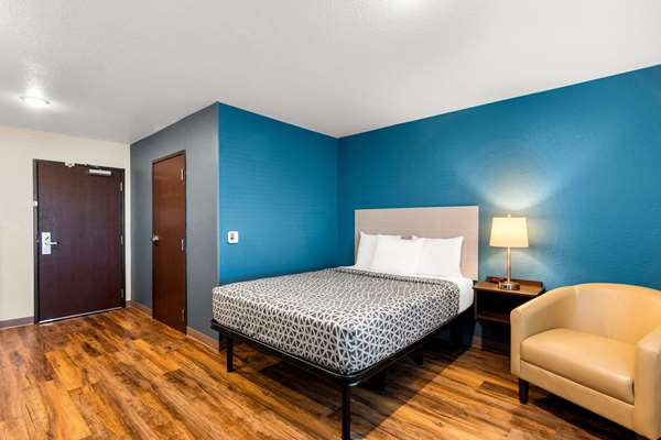 WoodSpring Suites Port St. Lucie photo 2