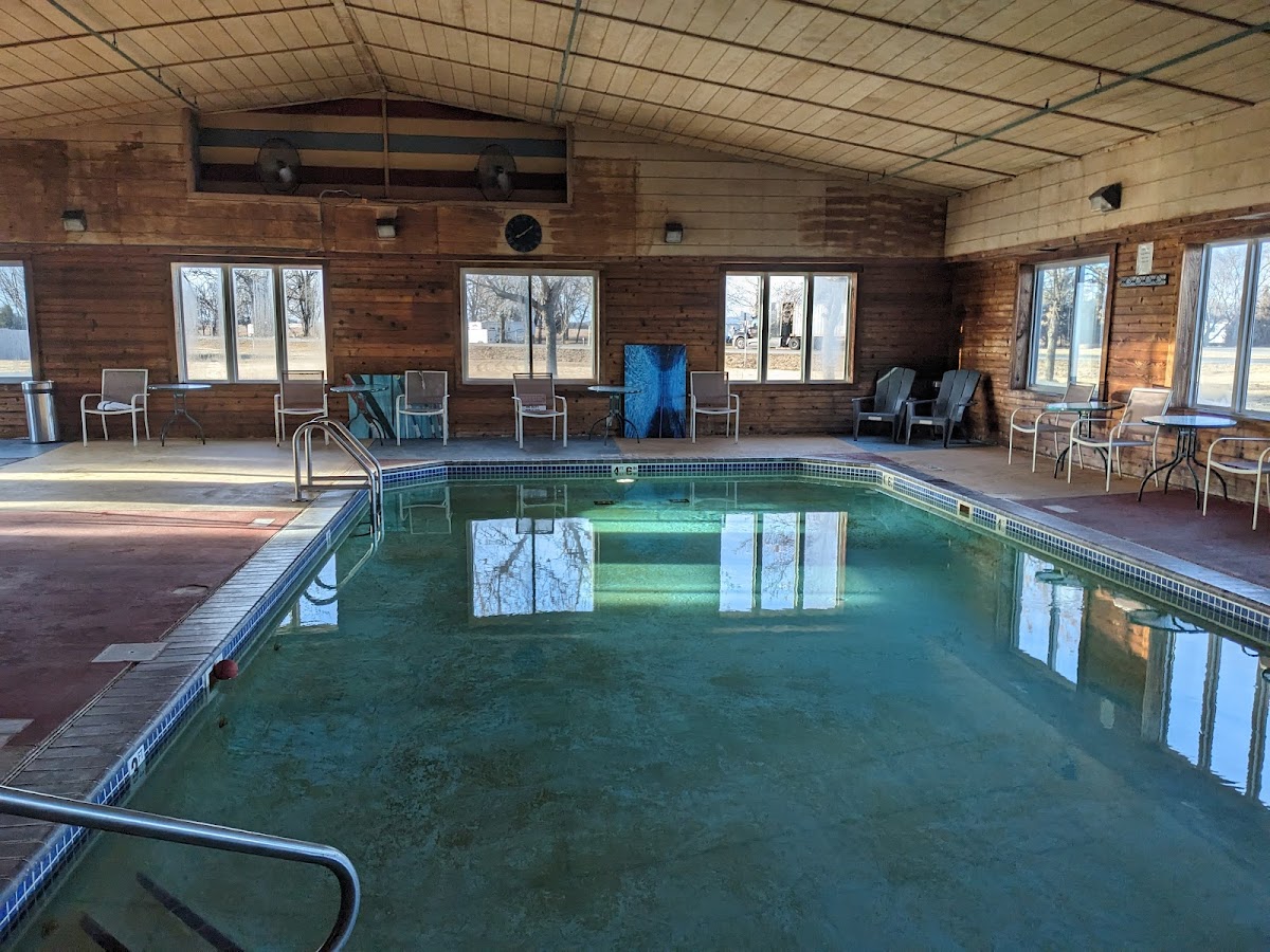 De Smet Super Deluxe Inn & Suites photo 3