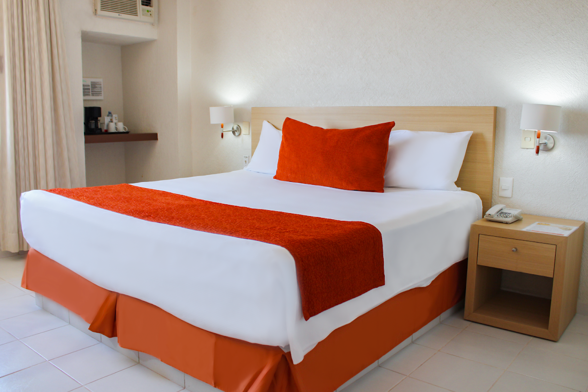 Hotel & Suites Real Del Lago