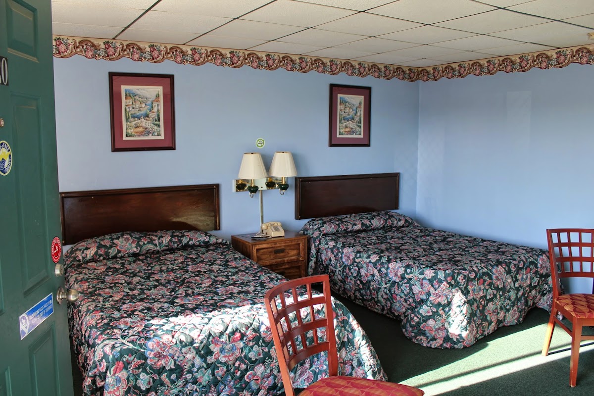 Pikeside Motel photo 2
