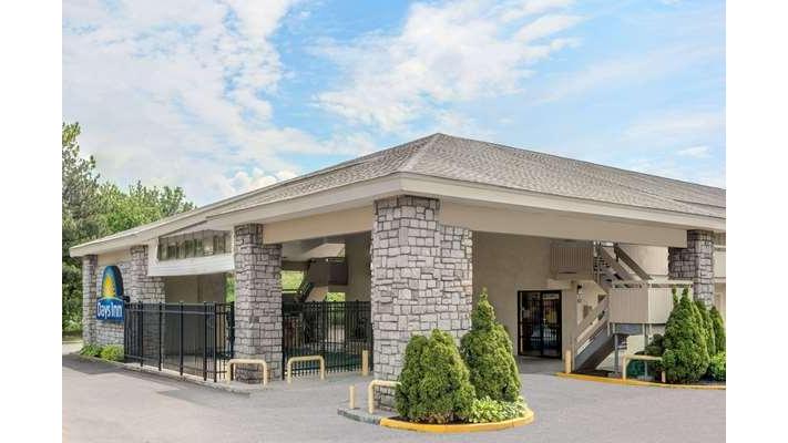 Days Inn by Wyndham Columbus Fairgrounds