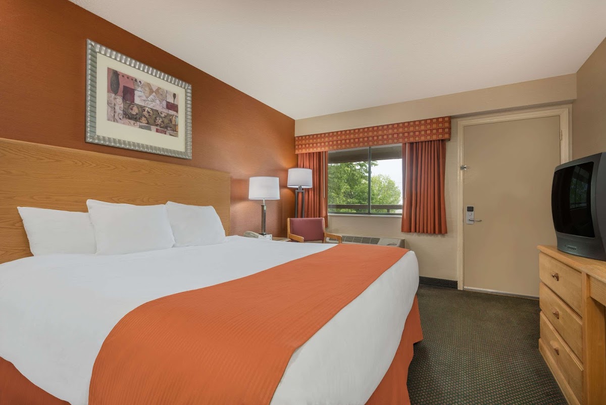 Days Inn by Wyndham Columbus Fairgrounds photo 2