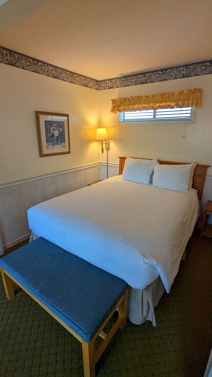 Briarwood Inn photo 2