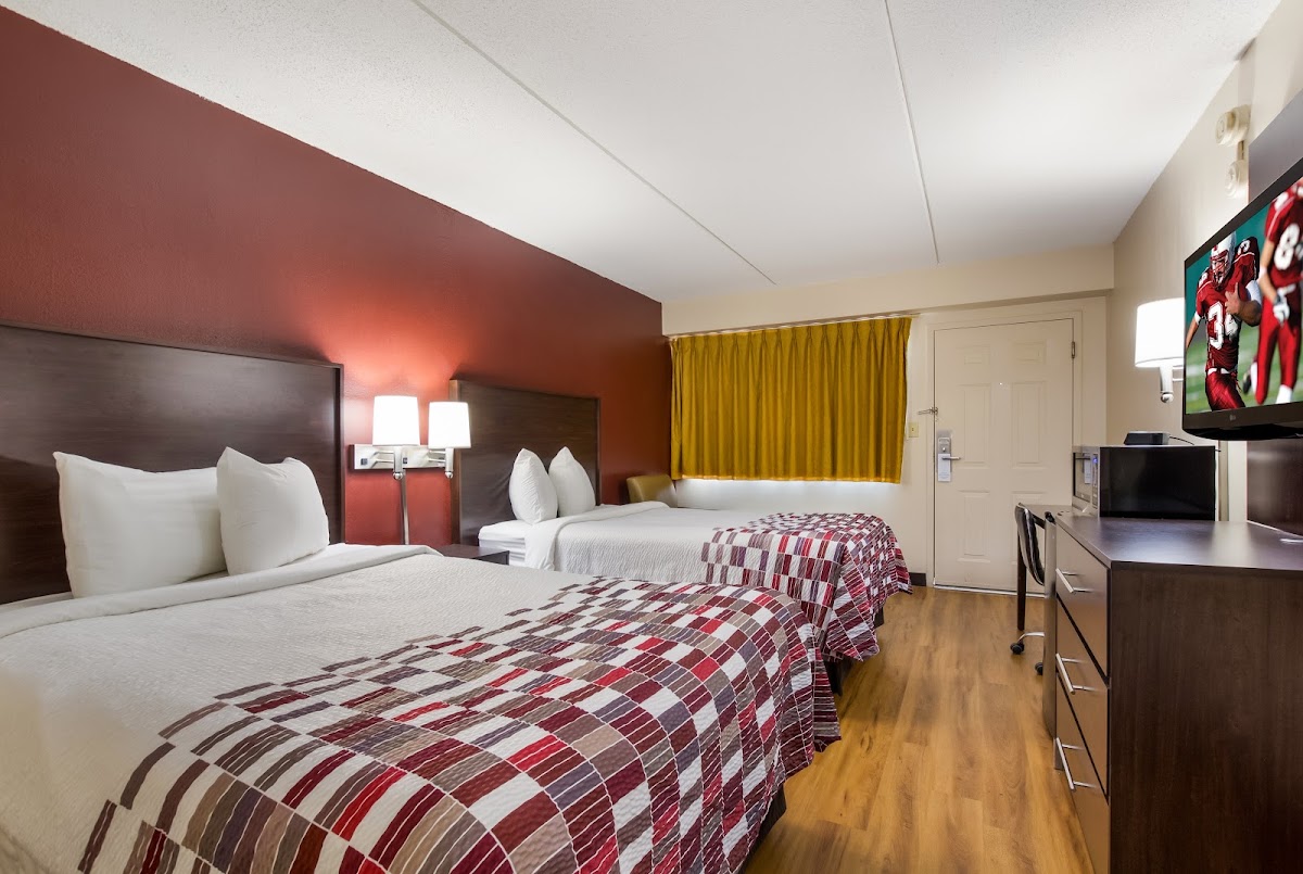 Red Roof Inn Shelbyville photo 2