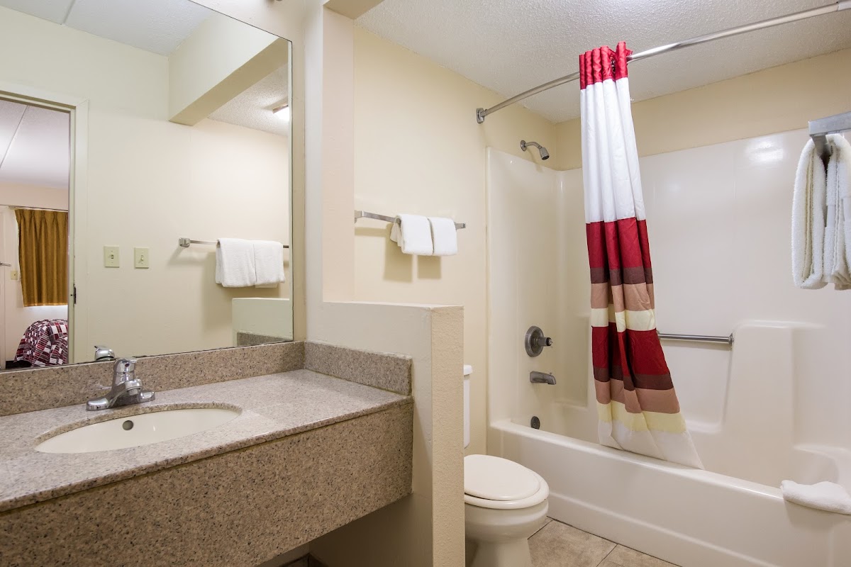 Red Roof Inn Shelbyville photo 3