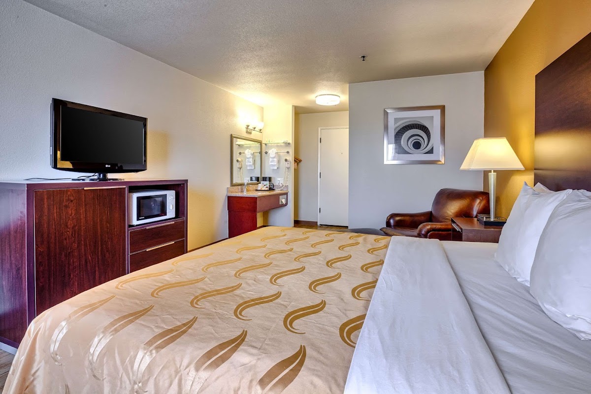 Quality Inn near Six Flags Discovery Kingdom-Napa Valley photo 2
