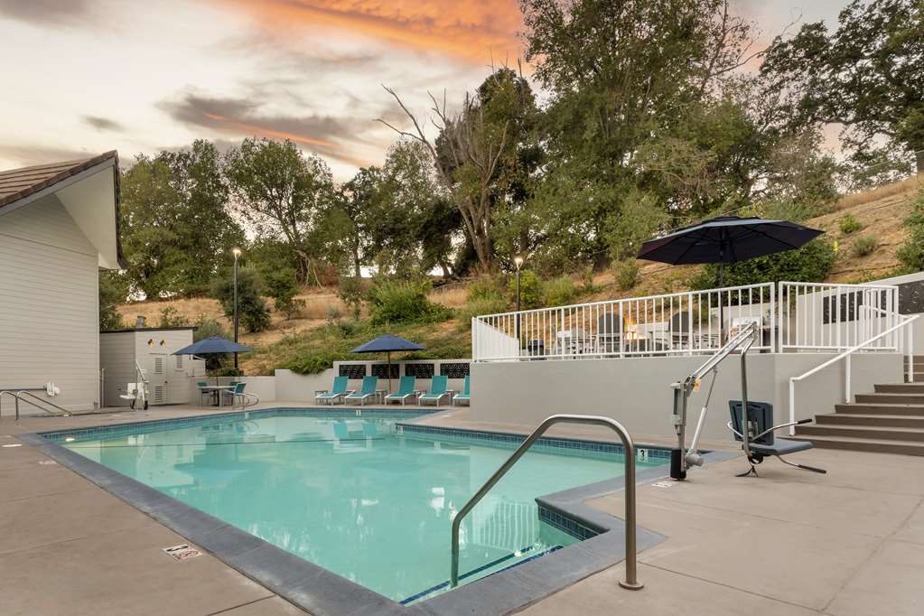 Best Western Plus Novato Oaks Inn photo 3