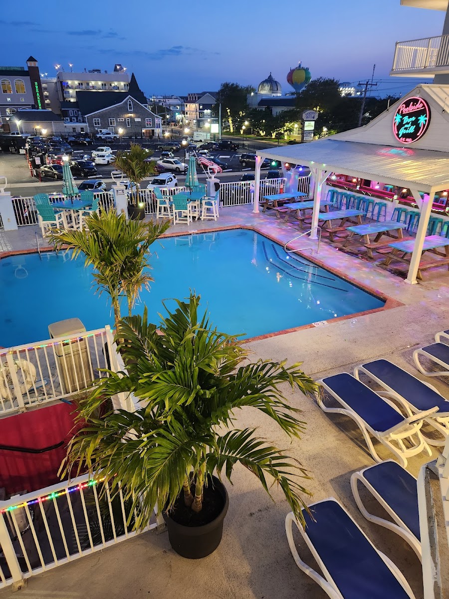 Tidelands Caribbean Hotel & Suites photo 3