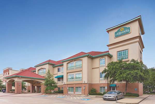 La Quinta Inn & Suites by Wyndham Houston West at Clay Road