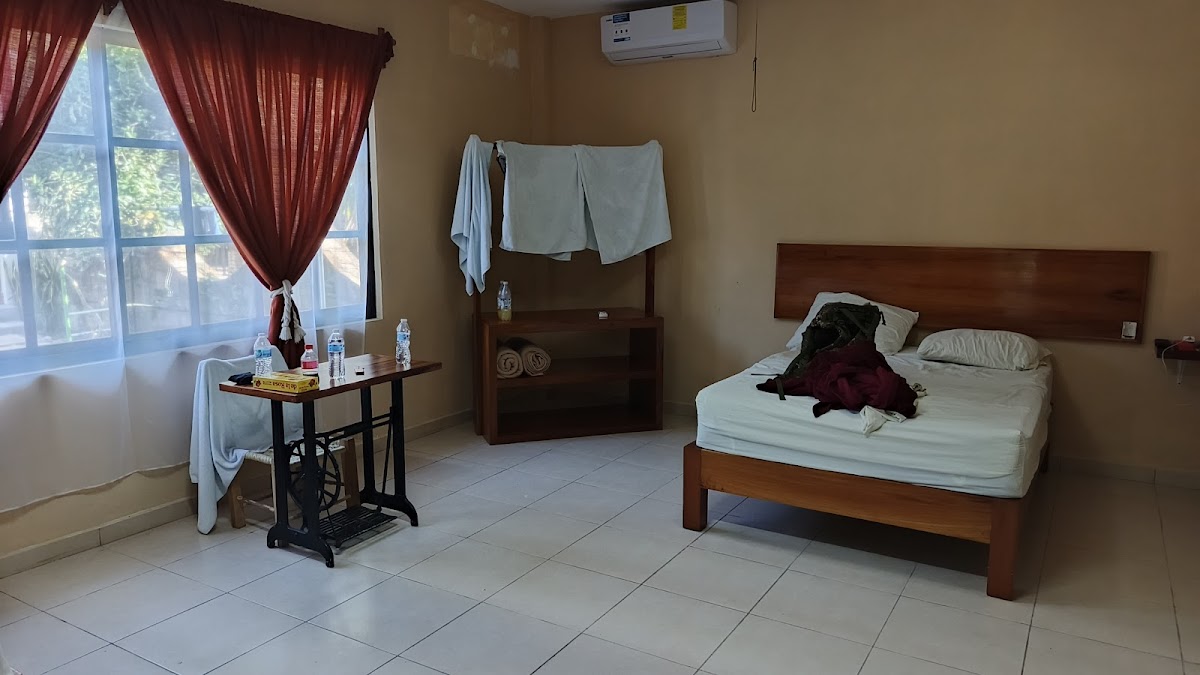 Hostal Aquismon photo 2