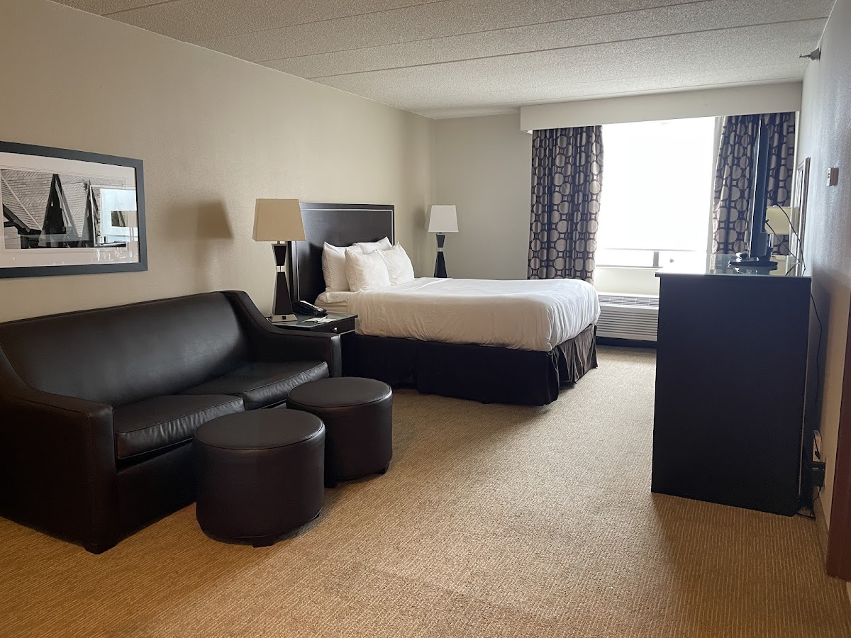 Radisson Hotel Bismarck photo 2