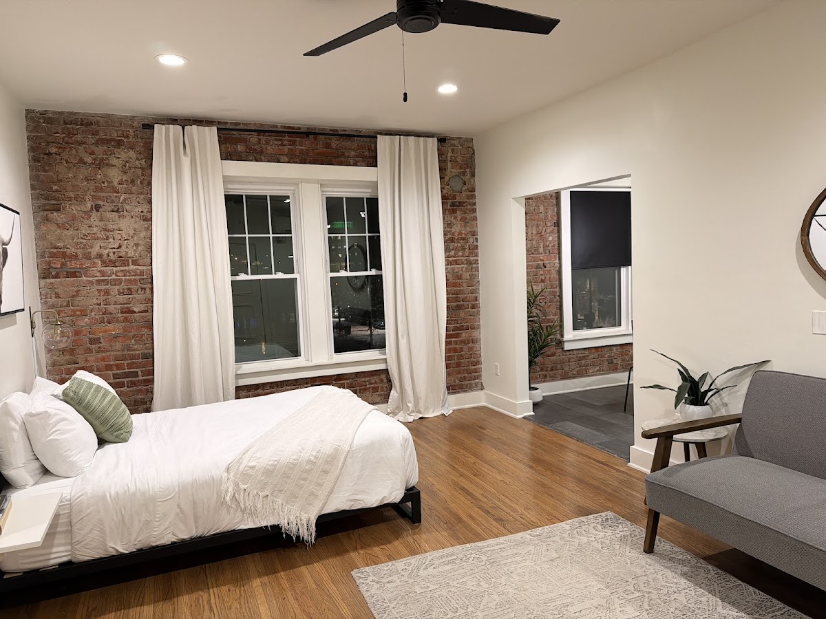 21 1/2 Boutique Hotel