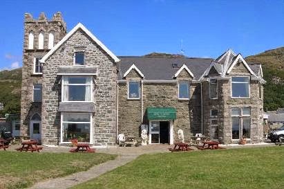 Min-Y-Môr Hotel