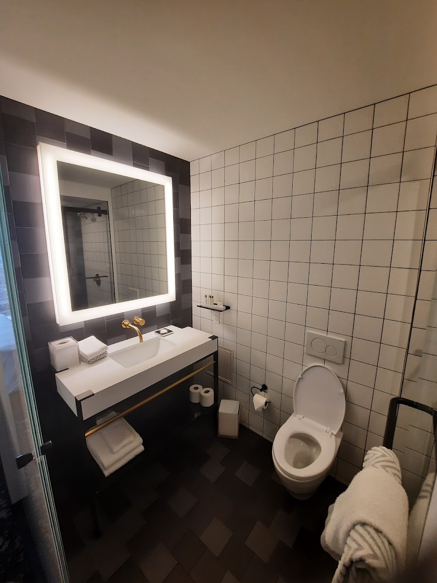 Cambria Hotel Boston Downtown - Seaport photo 3