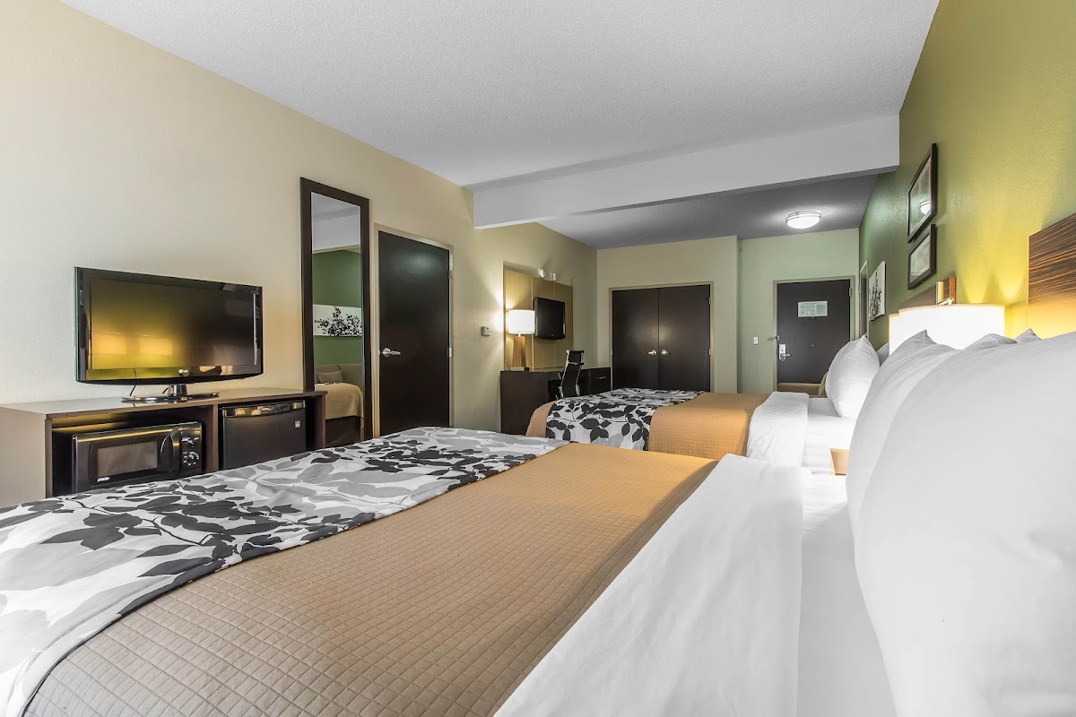 Sleep Inn & Suites Middlesboro photo 2