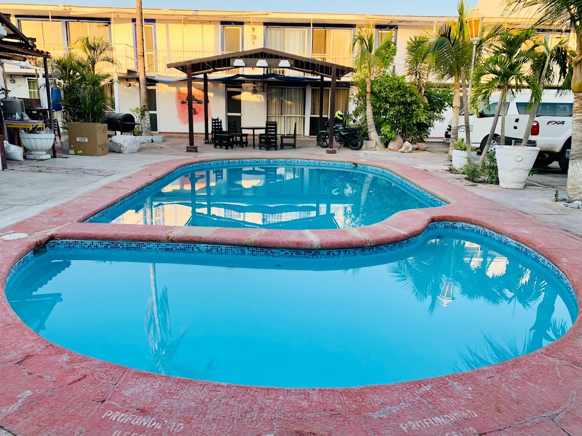 Hotel y Suites Posadas Mora photo 3