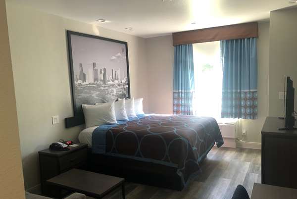 Hotel Blue Spring photo 2