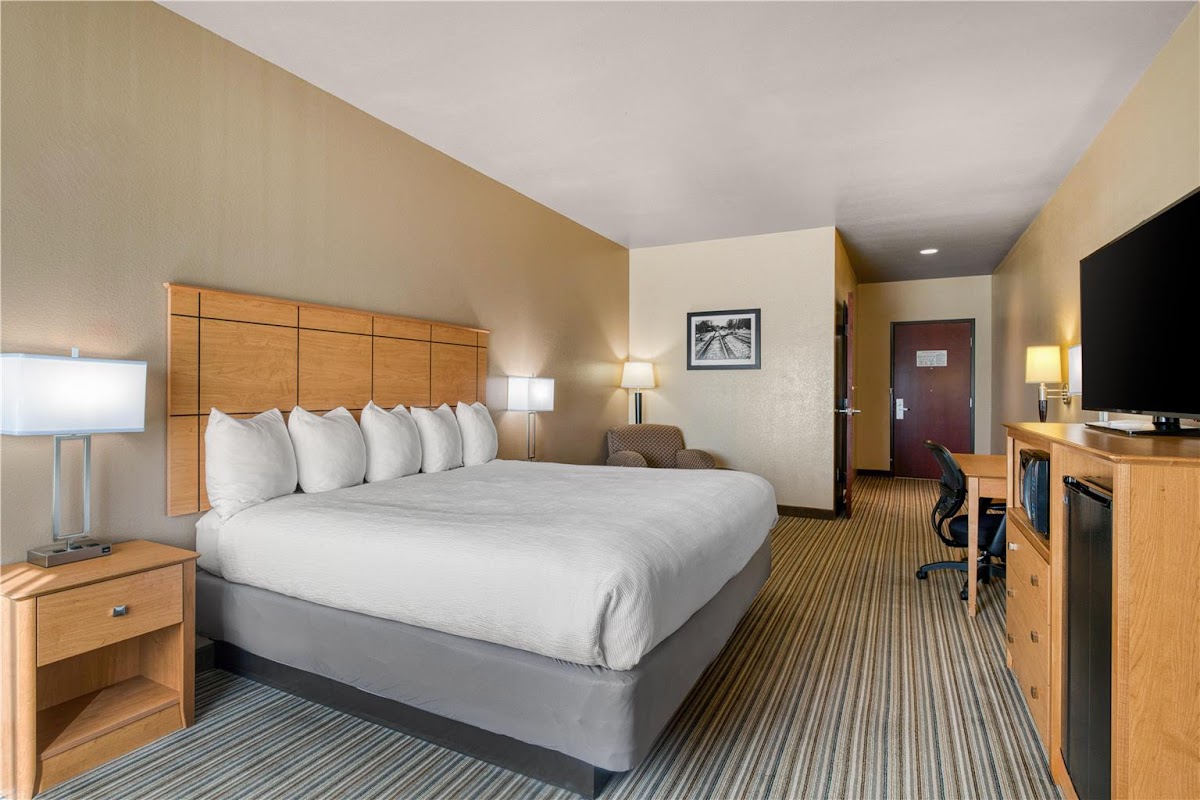 Best Western Shelby Inn & Suites photo 2