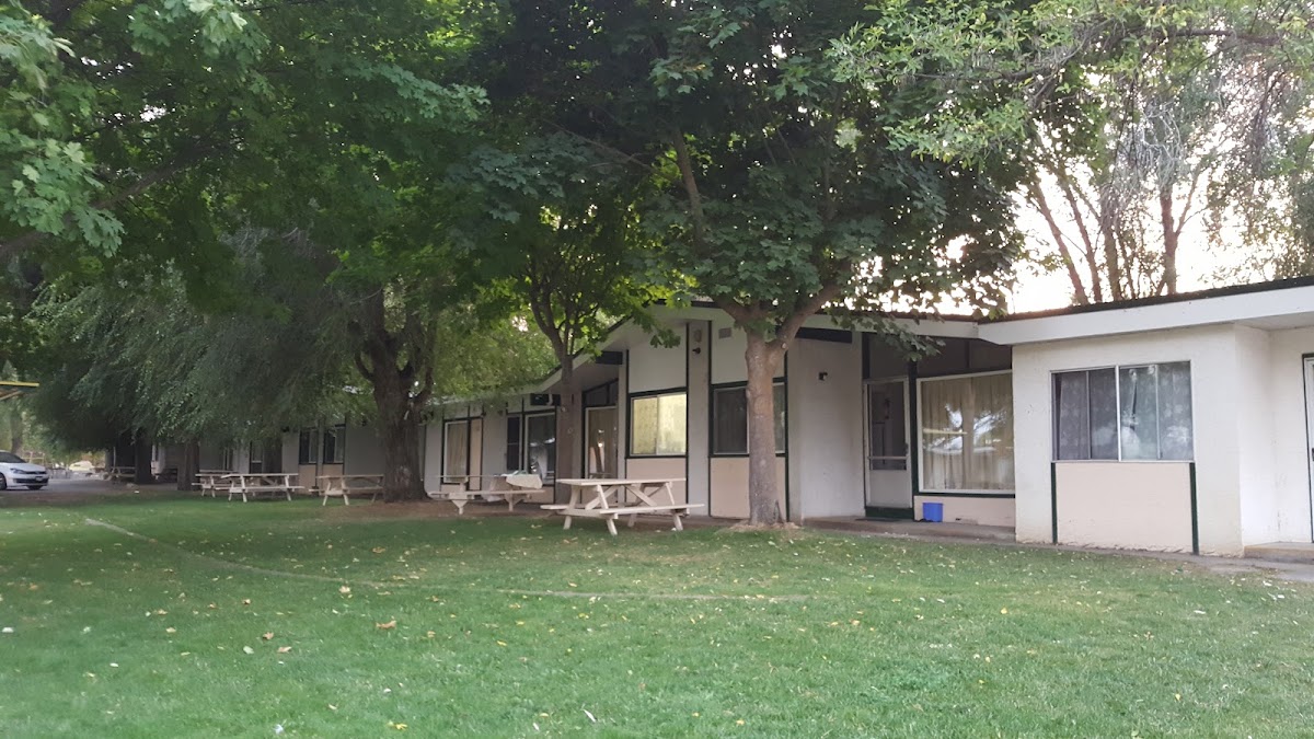 Kokanee Beach Resort Motel photo 2
