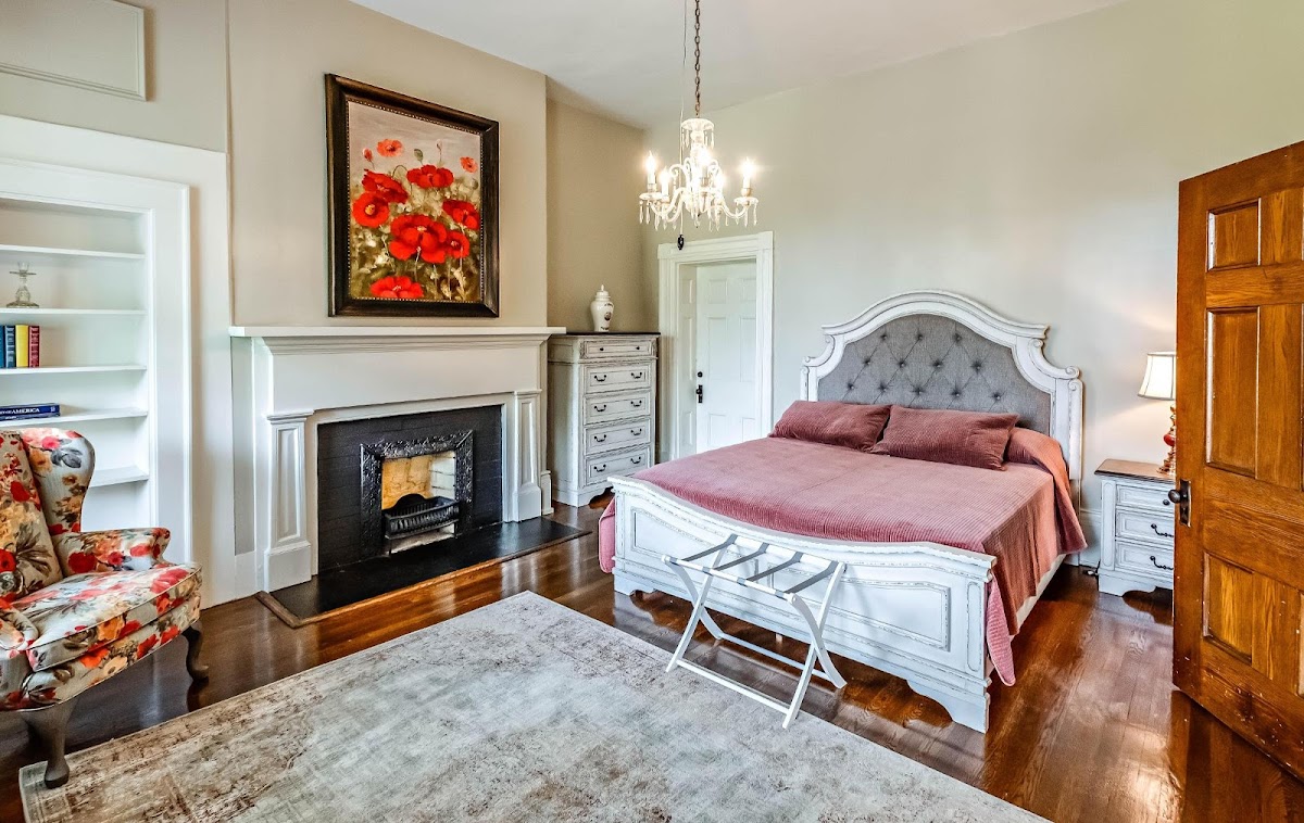 The Litz Mansion photo 2