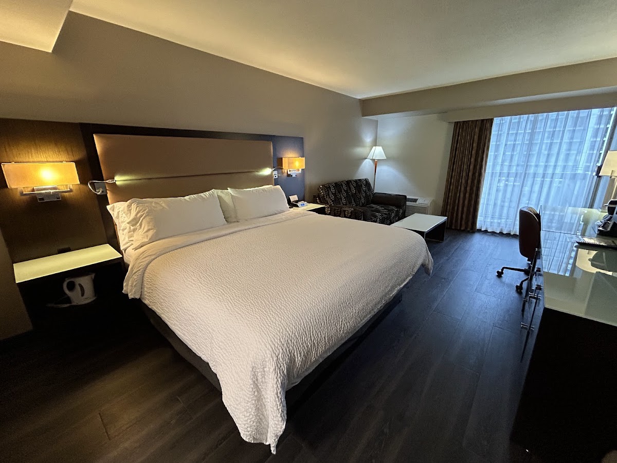Holiday Inn & Suites Vancouver Downtown by IHG