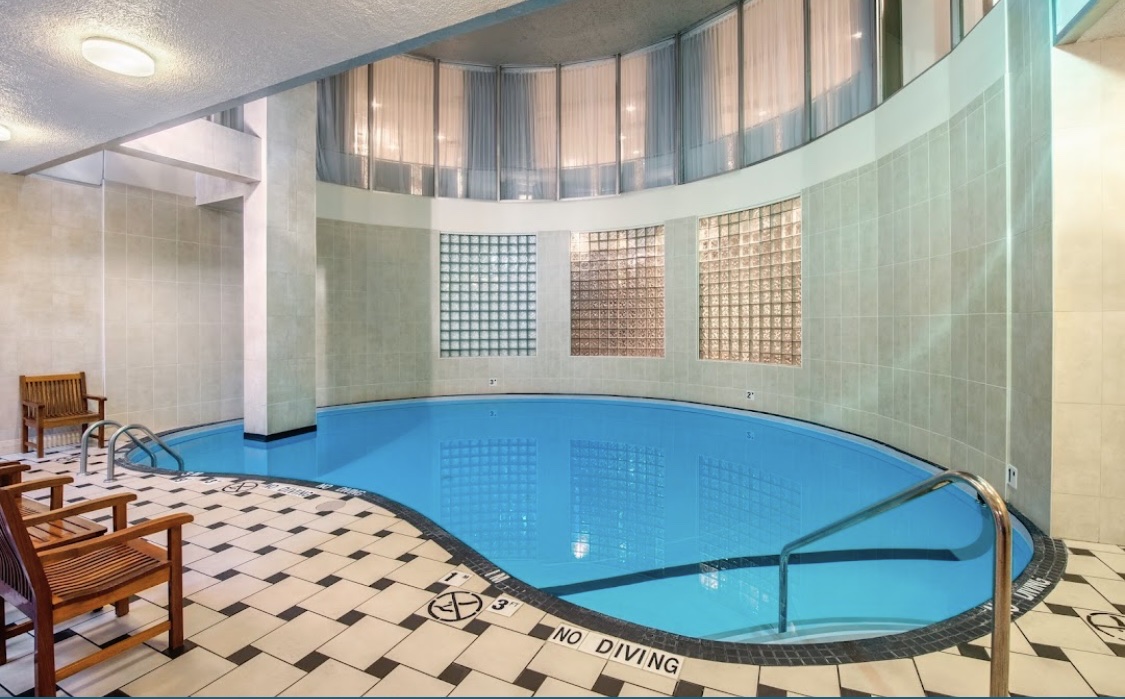 Holiday Inn & Suites Vancouver Downtown by IHG photo 2