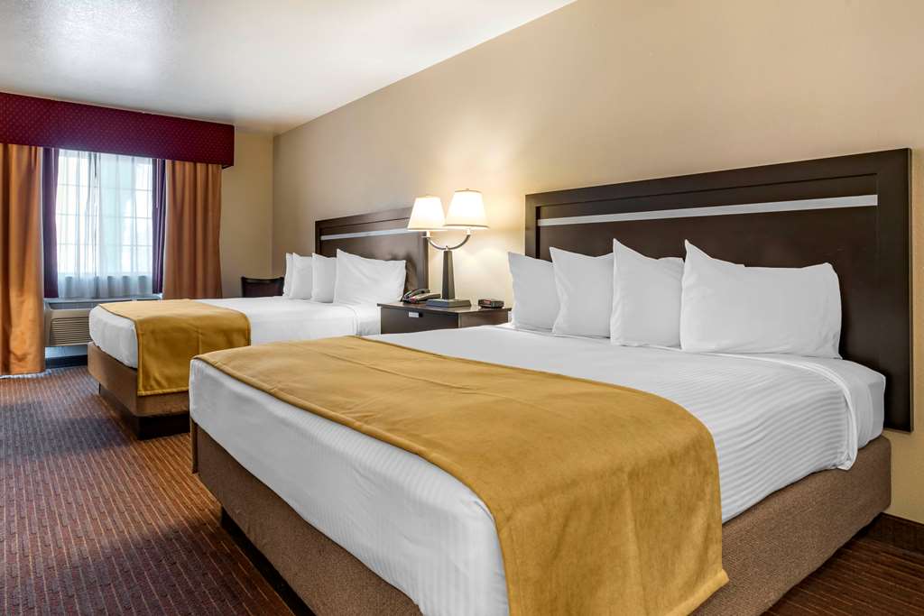 Best Western Luxury Inn photo 2
