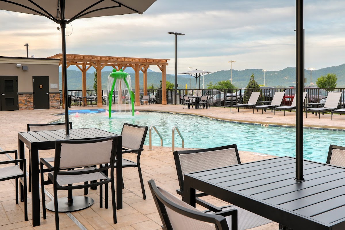 Staybridge Suites Pigeon Forge - Smoky Mtns by IHG photo 3