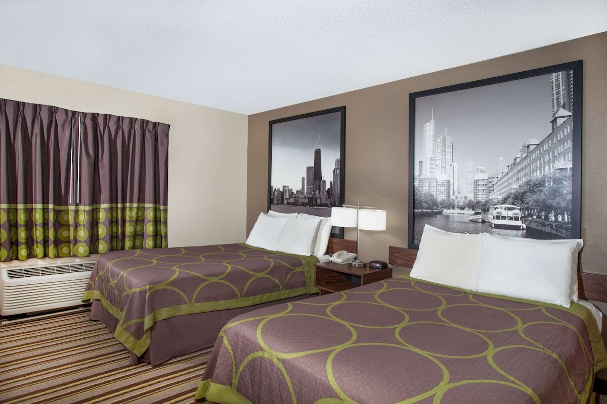 Super 8 by Wyndham Chicago/Rosemont/O'Hare/SE photo 2