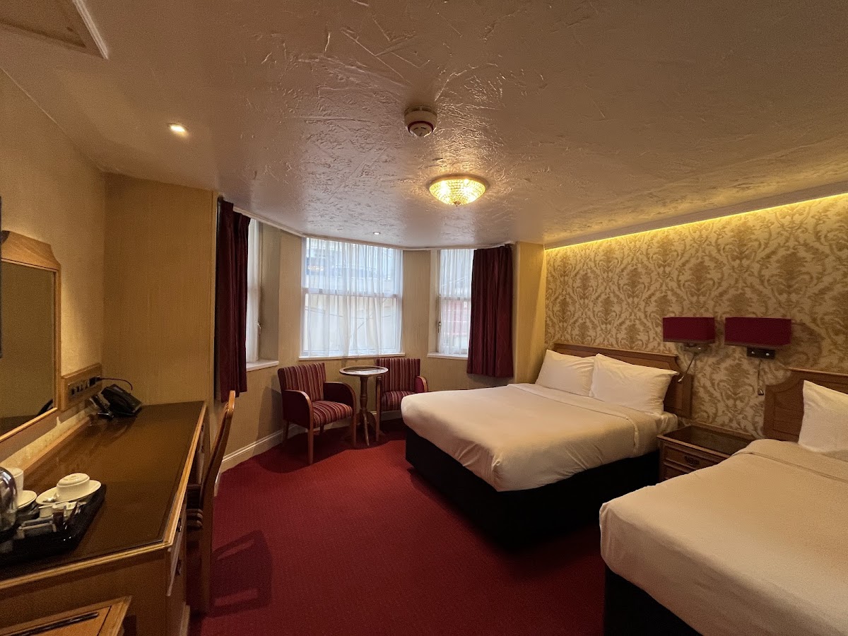 Montana Hotel photo 2