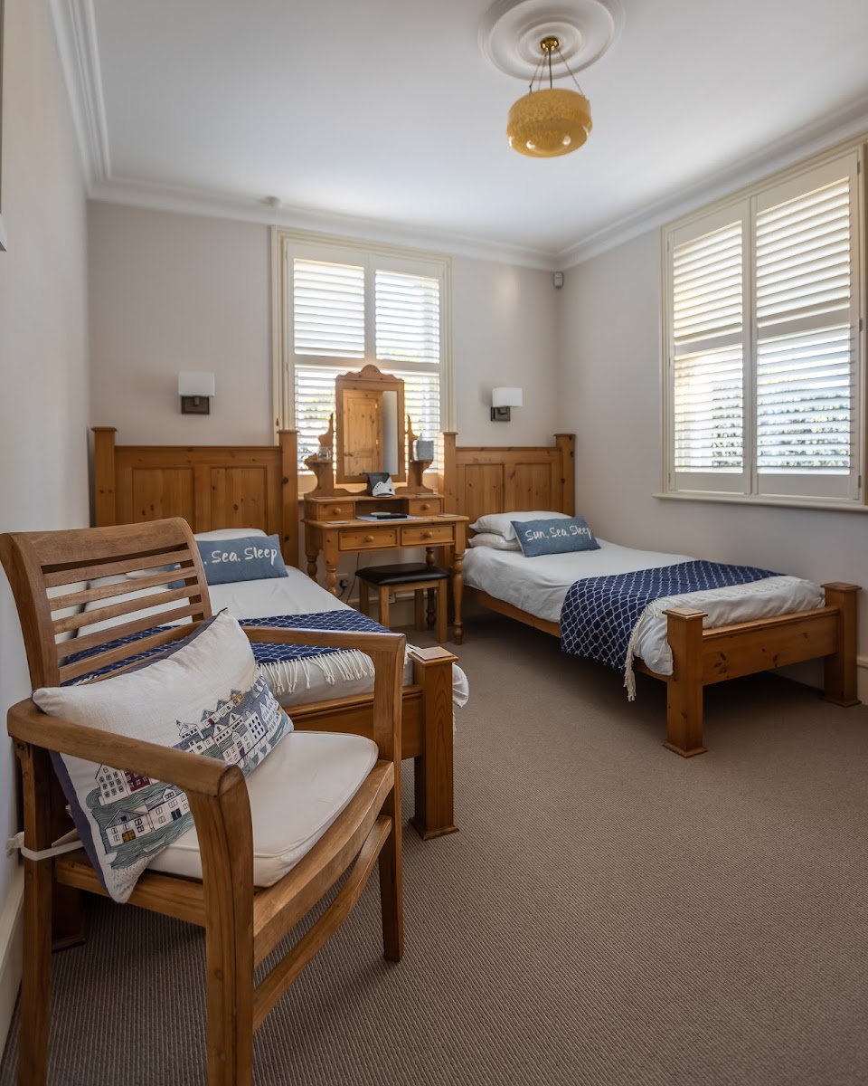 Cranborne House photo 2