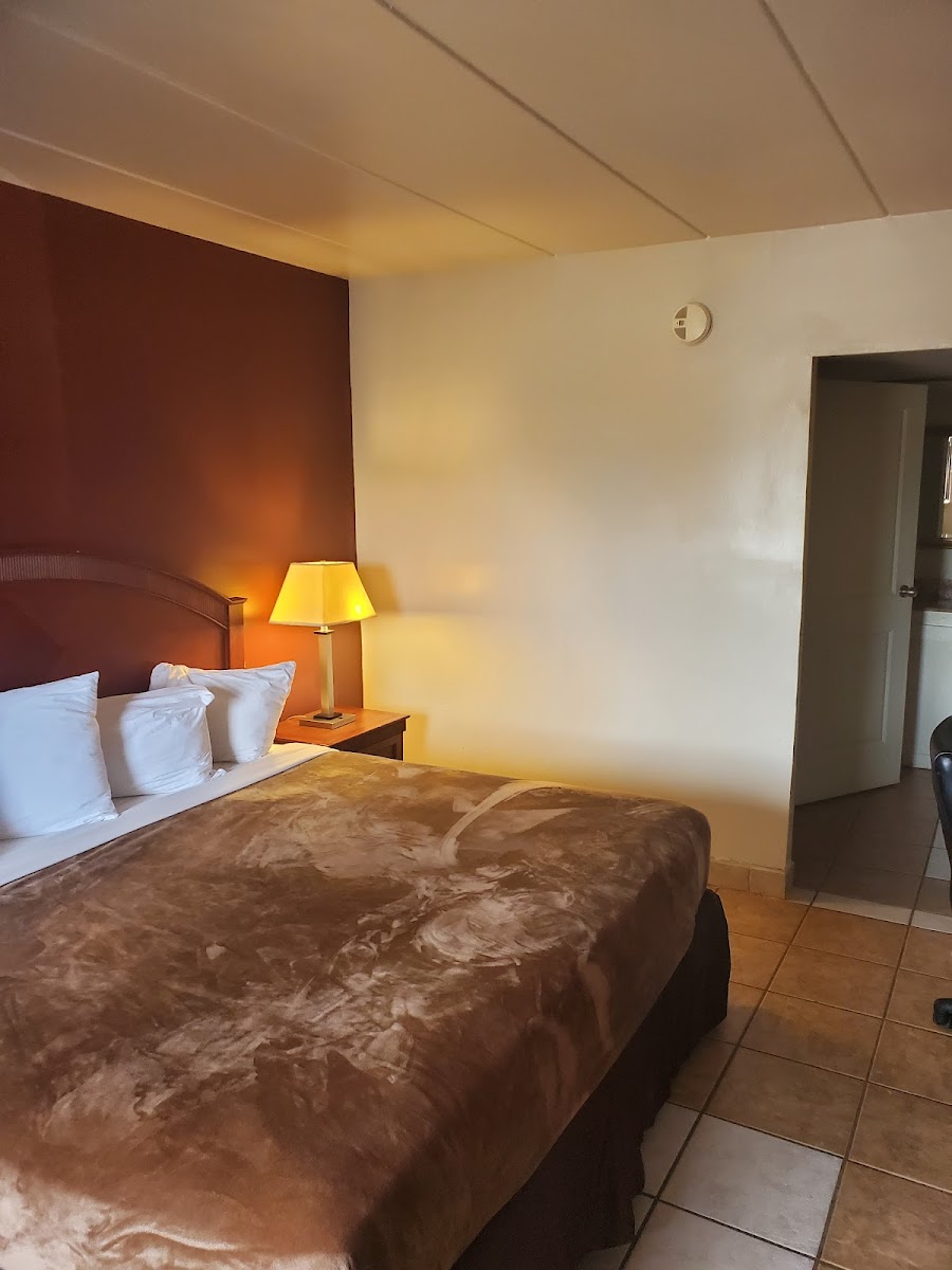 Red Apple Hotel Inn