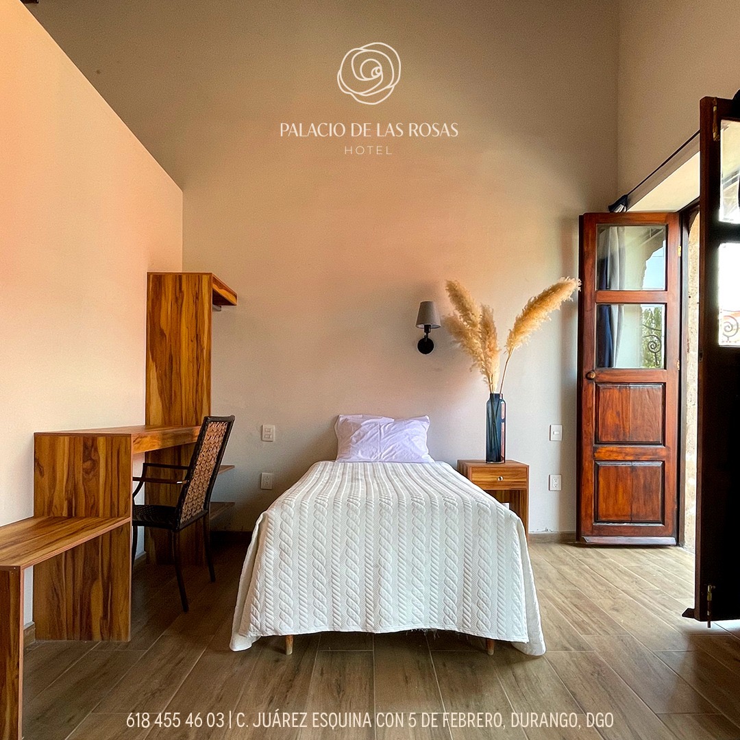 Palacio de las Rosas photo 2