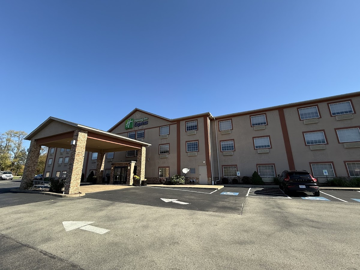 Holiday Inn Express Mt. Pleasant - Scottdale by IHG