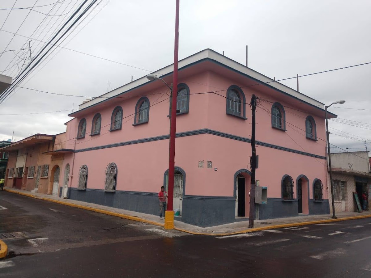 Casa Galeria 328
