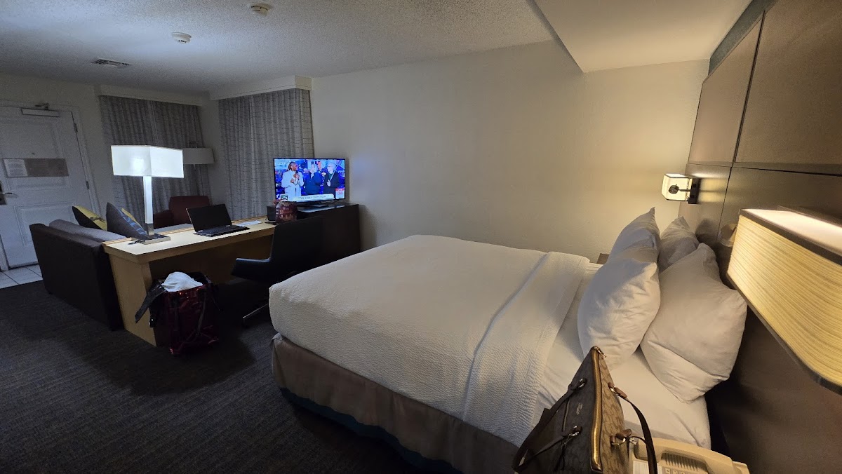 Residence Inn by Marriott Fremont Silicon Valley photo 2