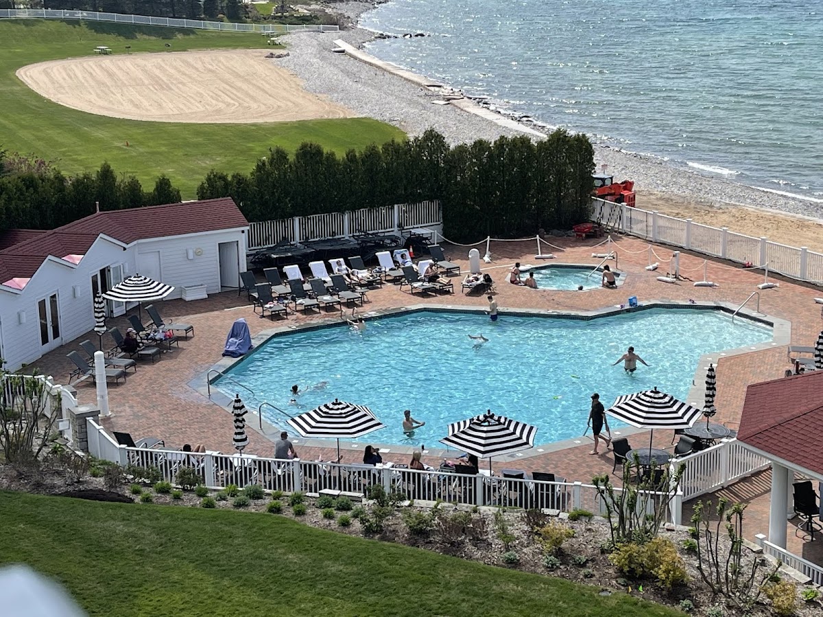 Inn at Bay Harbor photo 2
