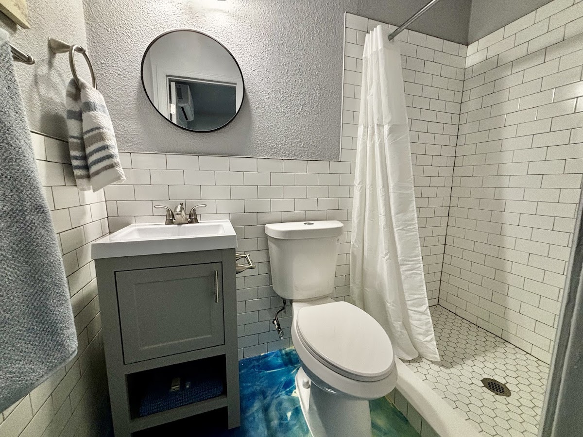 Shamrock Cove Inn photo 3