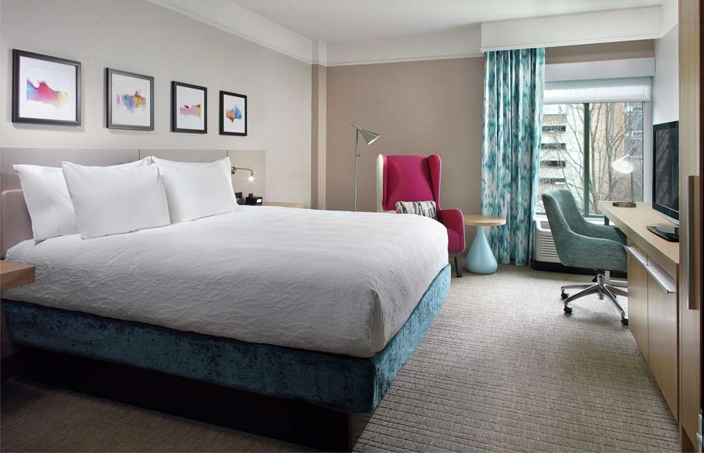 Hilton Garden Inn Atlanta - Buckhead photo 2