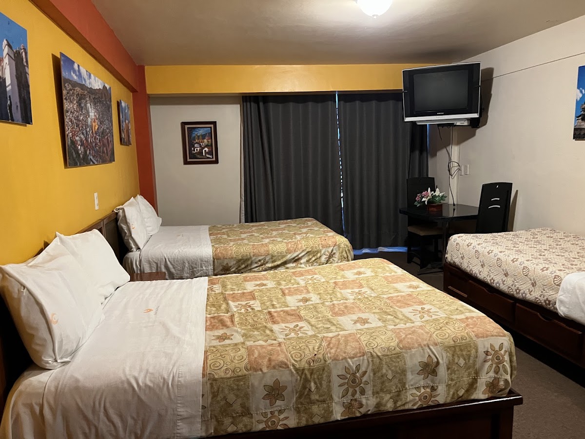 Hotel Real Plaza photo 2