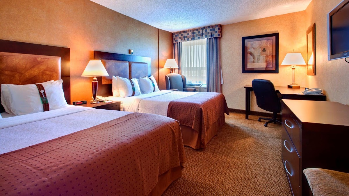 Holiday Inn Calgary-Airport by IHG photo 2