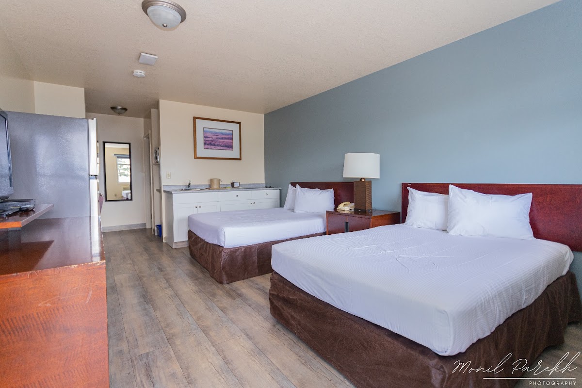 Empire Inn & Suites Red Deer