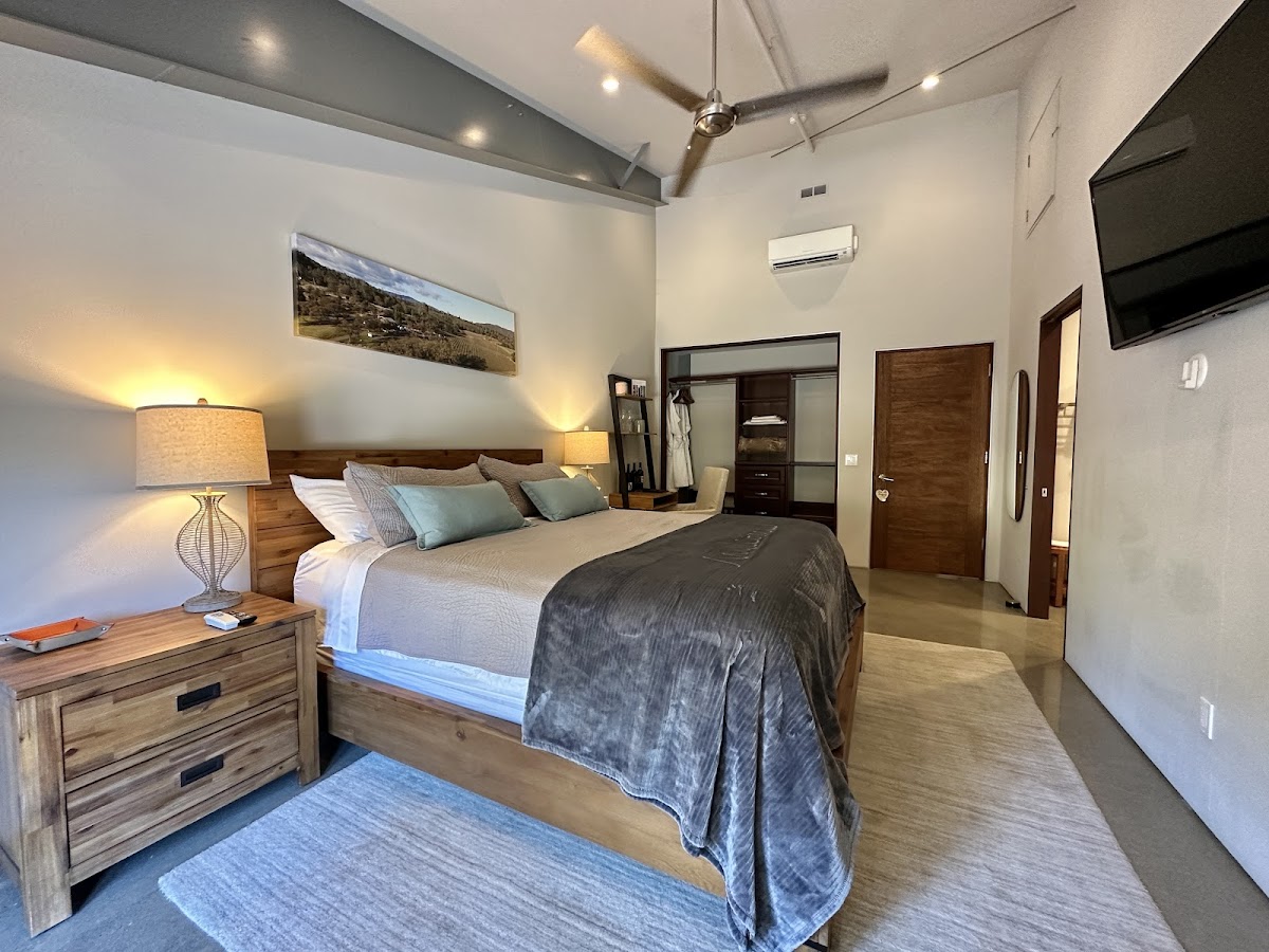 Bed & Barrel photo 2