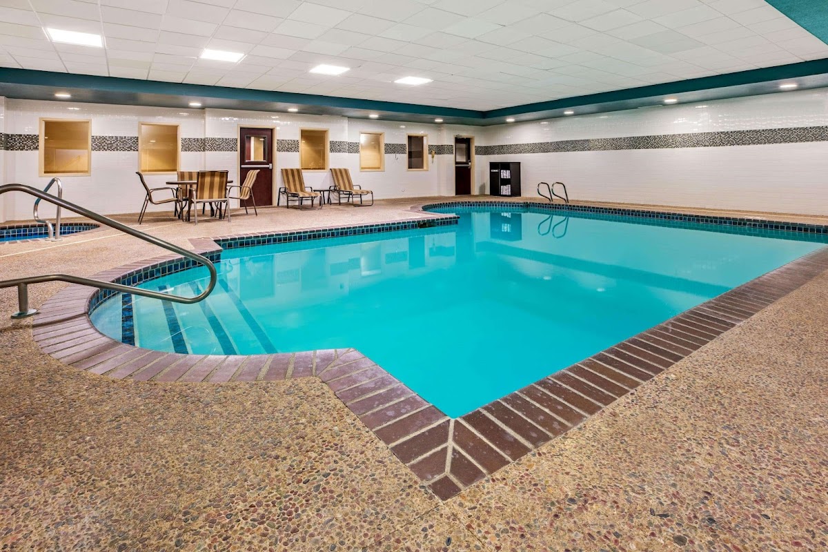 La Quinta Inn & Suites by Wyndham Meridian / Boise West photo 3