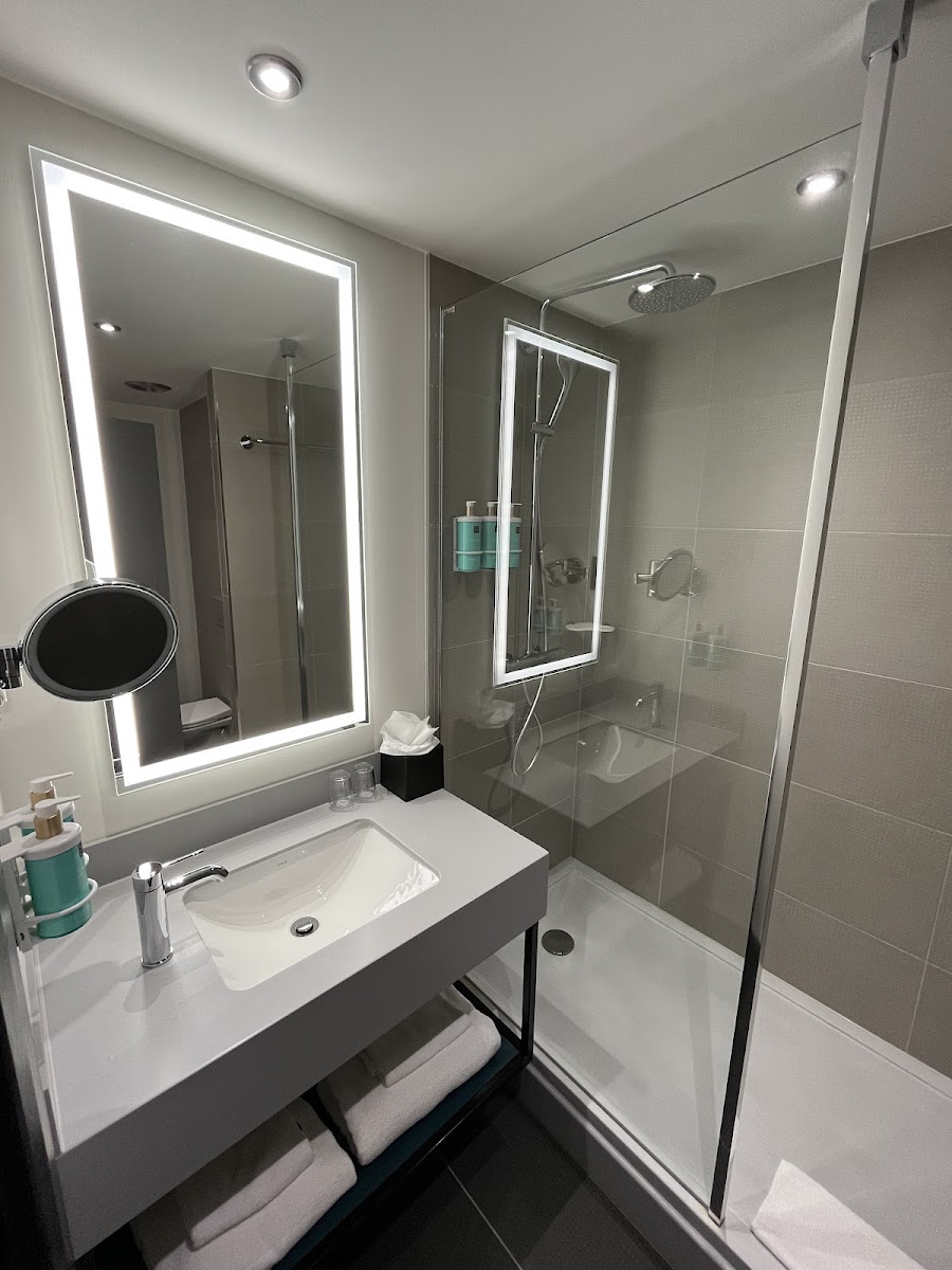 Novotel Liverpool Paddington Village photo 3