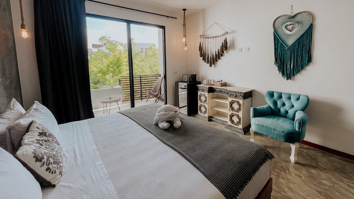 Little Gem Charm Hotel