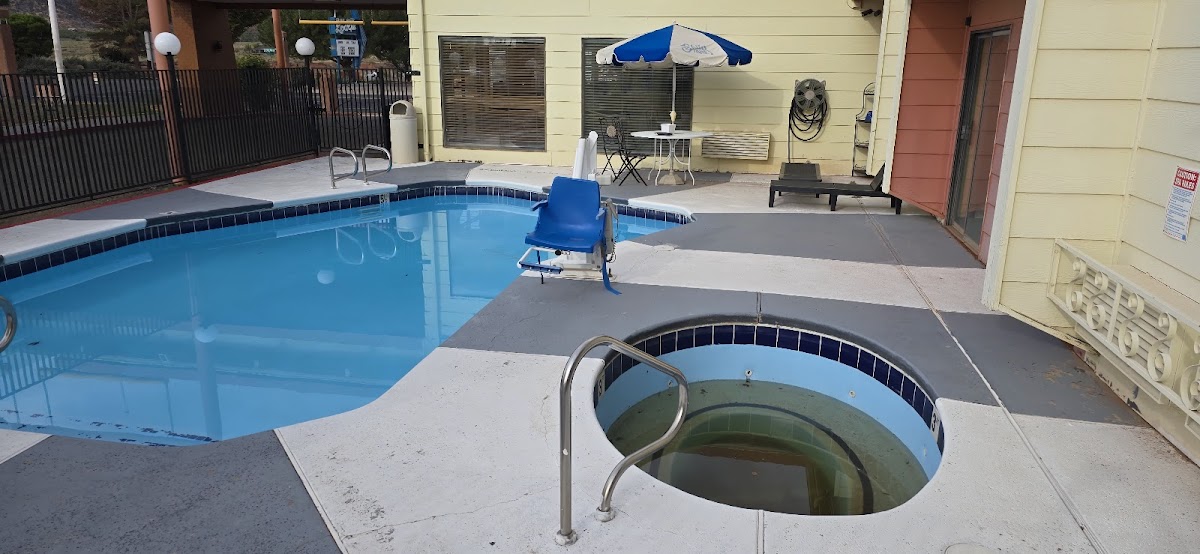 Days Inn & Suites by Wyndham Kanab photo 3