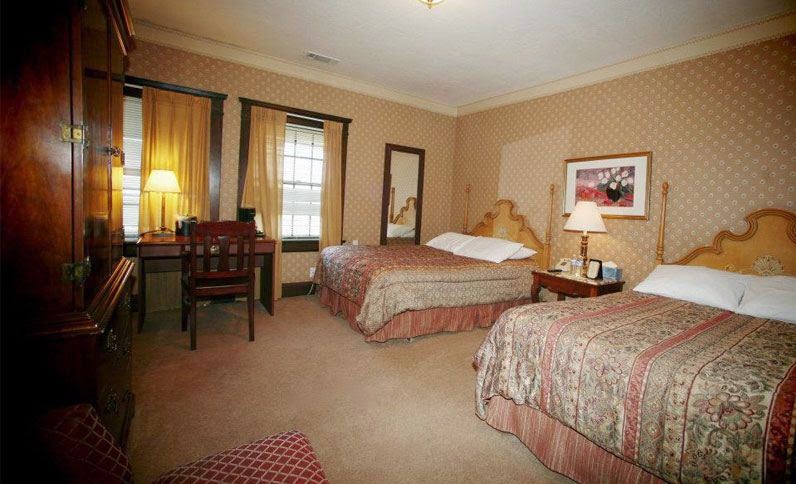 Glen Tavern Inn photo 2