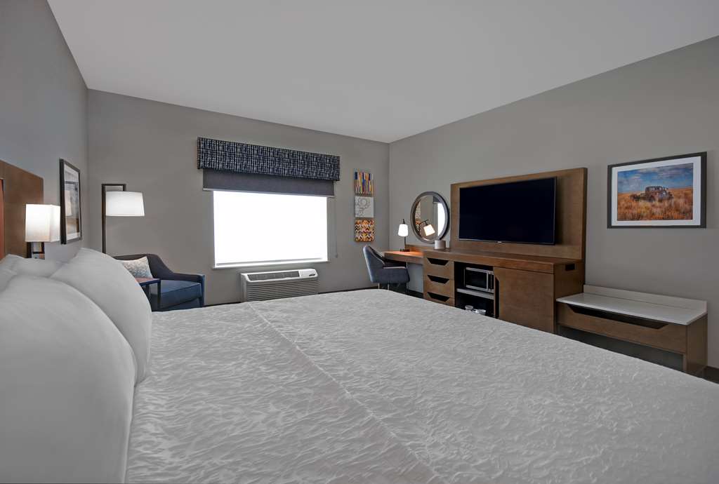 Hampton Inn Midland South photo 2