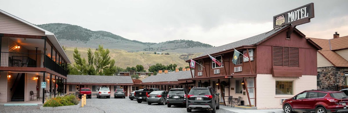 Yellowstone River Motel